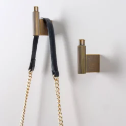 ARPA - Percha de estilo art decó