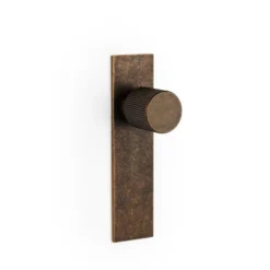 ARPA - Pomo estriado con placa