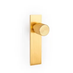 ARPA - Pomo estriado con placa