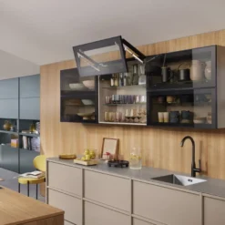 AVENTOS HF TOP - Para puertas abatibles plegables