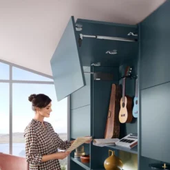 AVENTOS HF TOP - Para puertas abatibles plegables