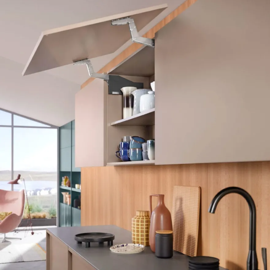 AVENTOS HS TOP - Compás para puertas abatibles oblicuas