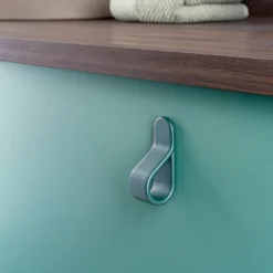 BELT - Pomo minimalista redondeado