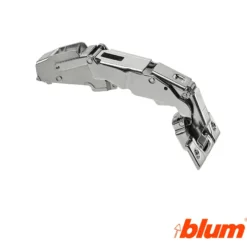 Bisagra acodada Blum Clip Top Ø35 mm. a 155º para despenseros y montajes específicos - Apertura por expulsión TIP-ON