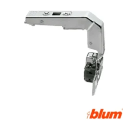 Bisagra recta Blum Clip Top Ø35 mm. Apertura 95º para rincones falsos solapados. Cierre decelerante BLUMOTION.