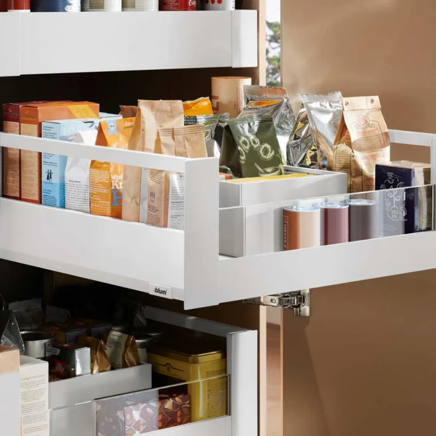 Blum MERIVOBOX Space Tower - Set 5 cajones interiores despensero con varilla y cristal frontal