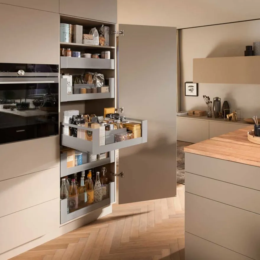 Blum MERIVOBOX Space Tower - Set 5 cajones interiores despensero con varilla y cristal frontal