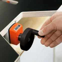 Blum Minipress P - Bisagradoras trifásicas 380V.