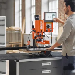 Blum Minipress P - Bisagradoras trifásicas 380V.