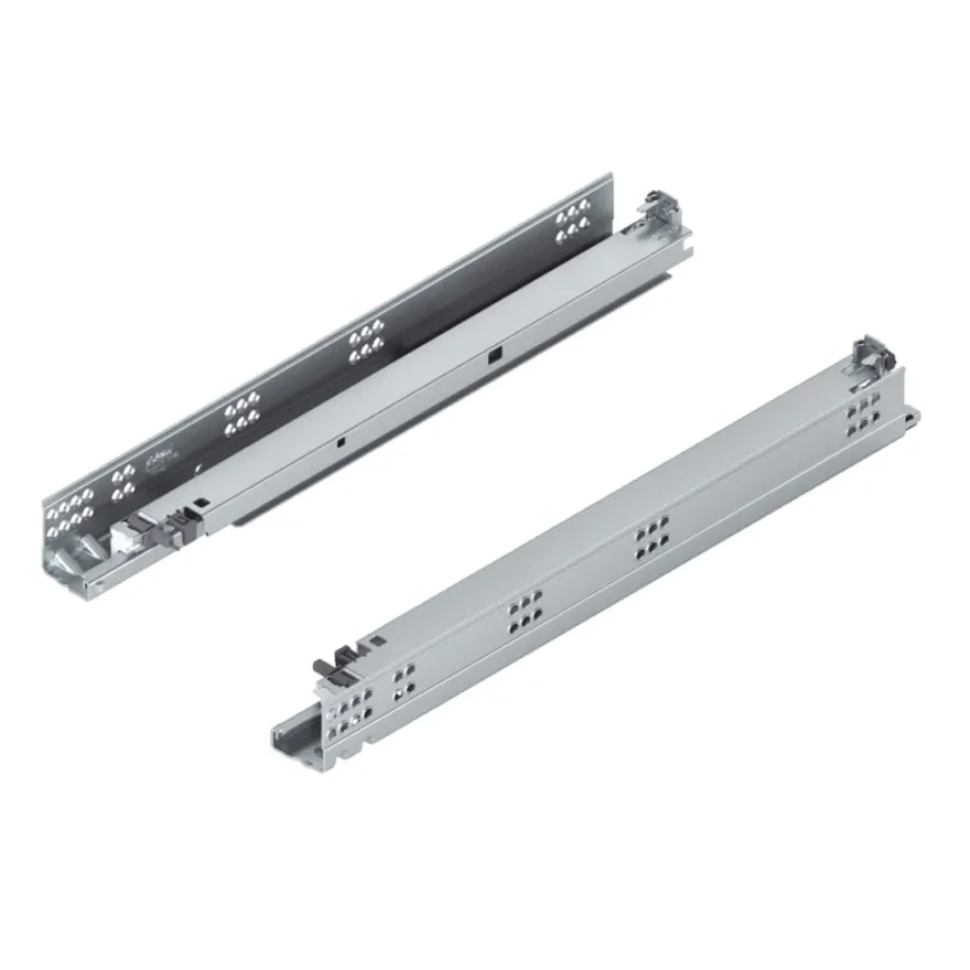 Blum TANDEM PLUS Tip-On - Guía por encastre de extracción total y apertura por expulsión