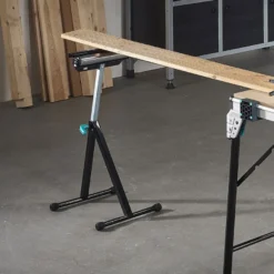 Caballete plegable de apoyo con rodillo