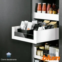 Cajón interior con cristal frontal Blum Legrabox Pure perfil C