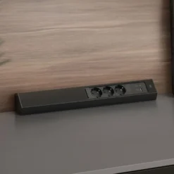 CASIA 2 - Regleta sobrepuesta ajustable para rincones con enchufes y USB