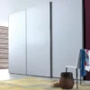 CLASS - Perfiles verticales con tirador para puertas de armario de madera