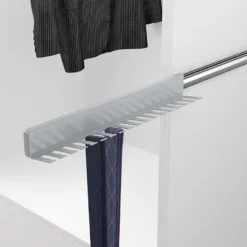 Corbatero y cinturonero extraíble para lateral del mueble - Cromo Mate