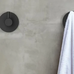 DECO - Percha para toallas y albornoz