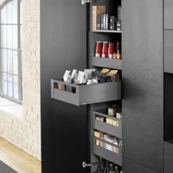 Despensero Blum SPACE TOWER - Jgo. de 5 cajones interiores Legrabox PURE (Con Tirador)