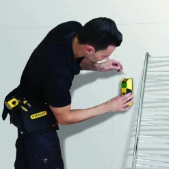 Detector de estructuras / materiales STANLEY 300S