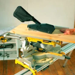 DEWALT D27112 - Ingletadora telescópica con mesa superior y banco de trabajo (1600W)