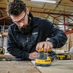DEWALT DWE6423 - Lijadora rotorbital (280W)