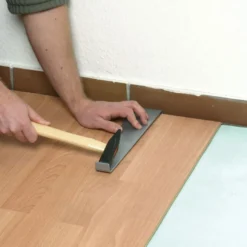 Escoplo cónico de alineación y ajuste de laminado