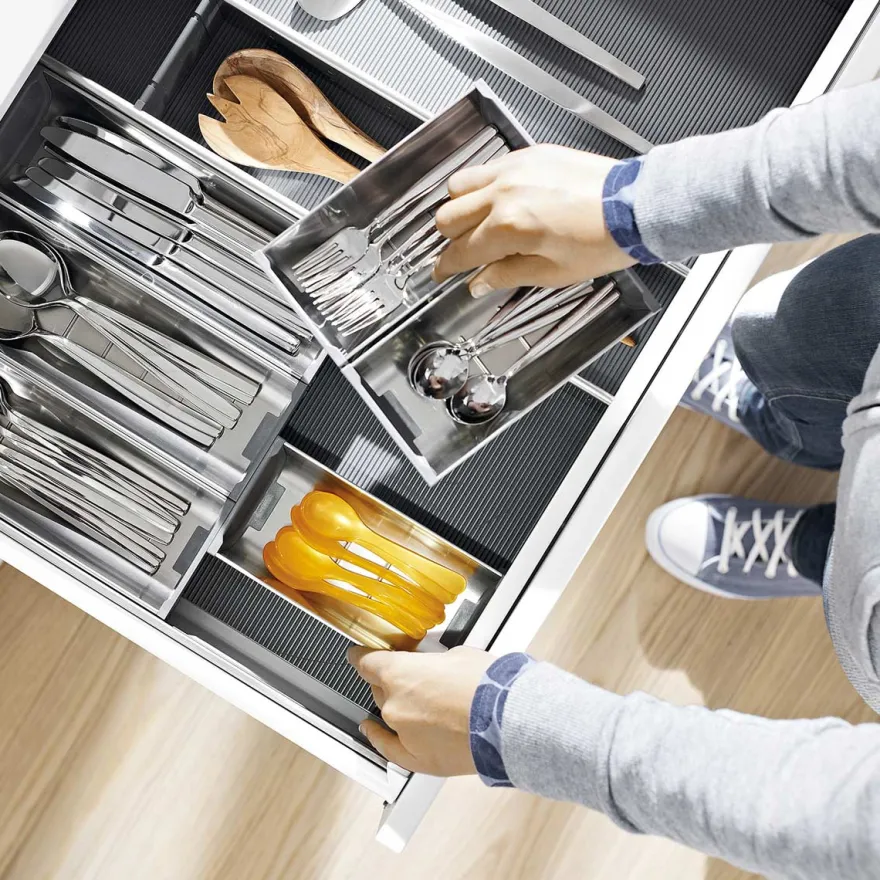 EUROBOX PLUS - Cuberteros modulares Blum Orga-Line