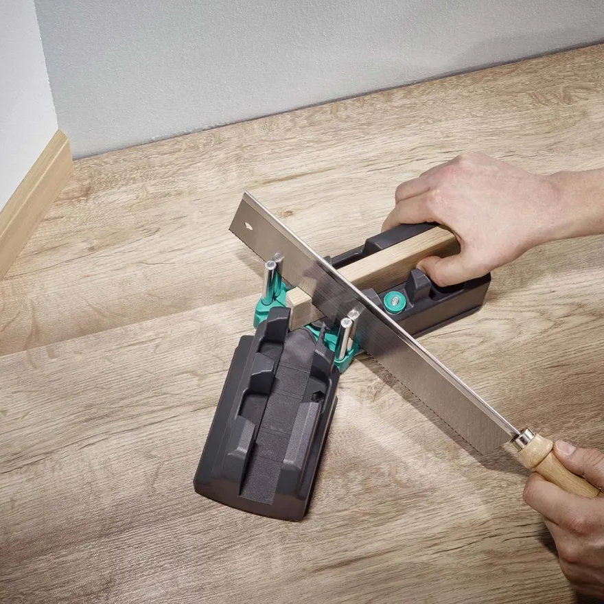 Ingletadora manual para ingletar y falsas escuadras