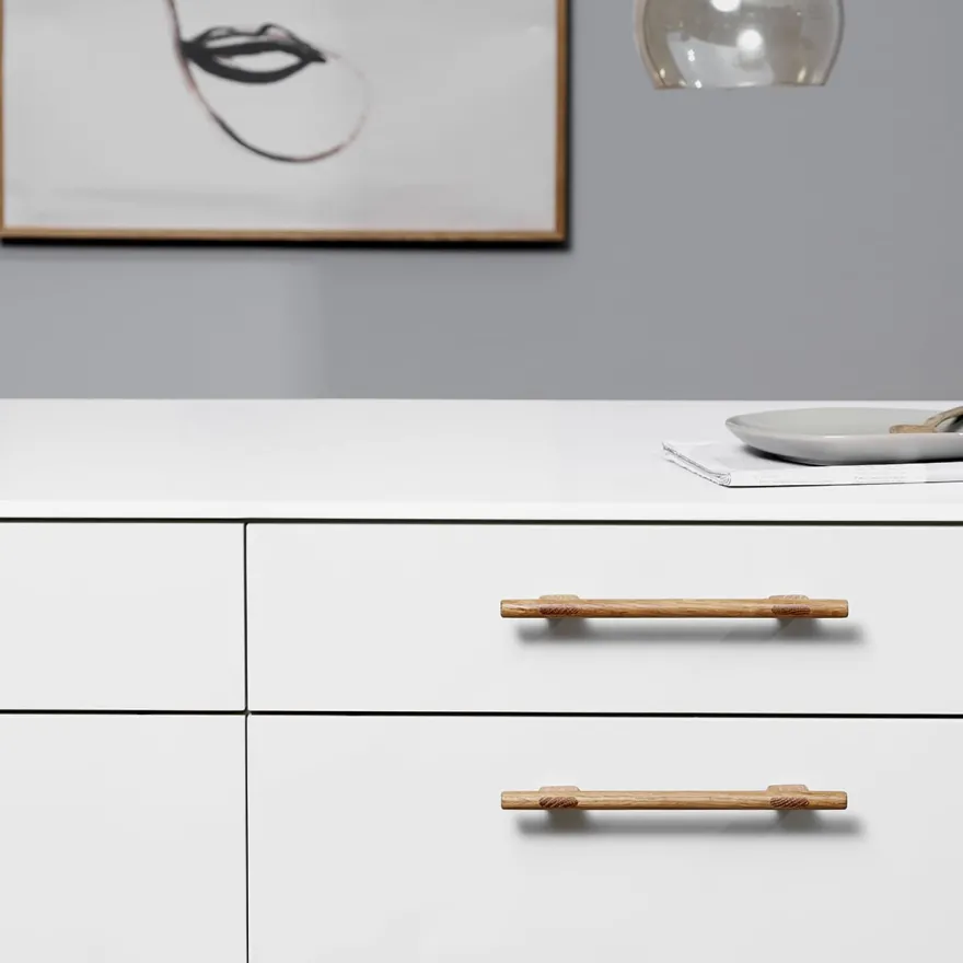 JOIN - Tiradores de madera y estilo minimalista