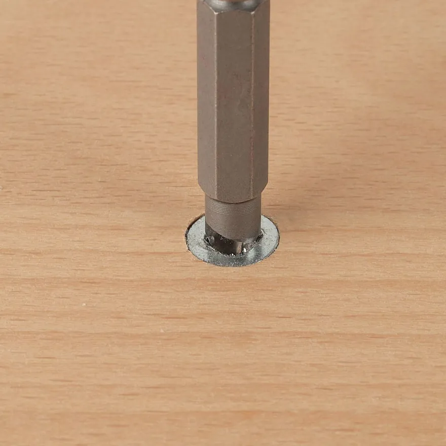 Juego de puntas para extracción de tornillos defectuosos