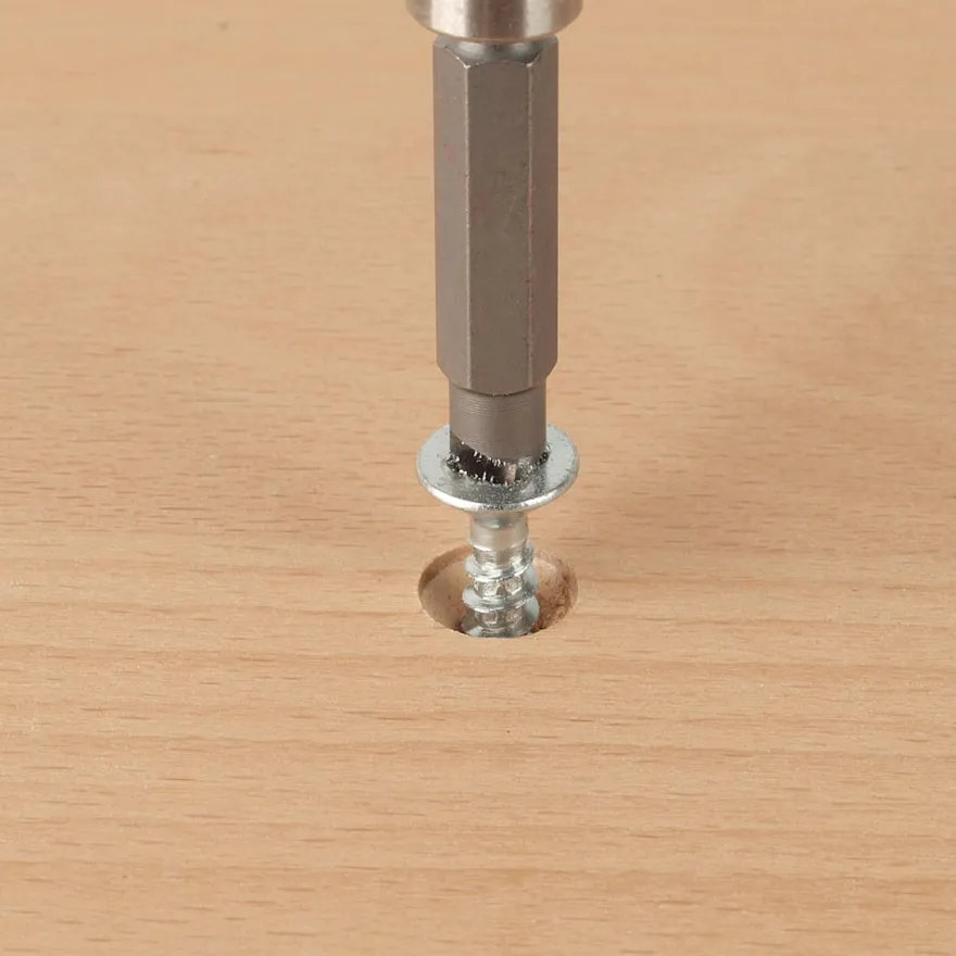 Juego de puntas para extracción de tornillos defectuosos