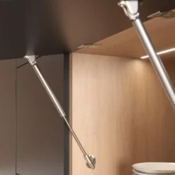 KRABY UP- Pistón a gas ascendente de apertura automática por expulsión