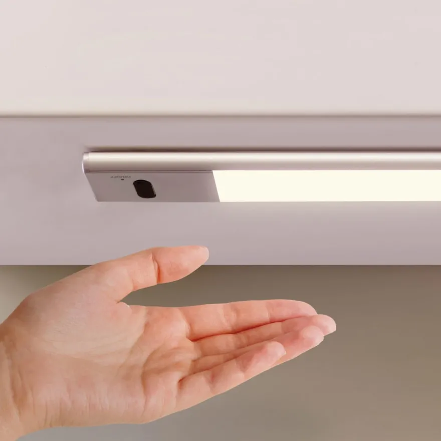 KRAUS - Regleta Led a batería con sensor de proximidads para sobreponer