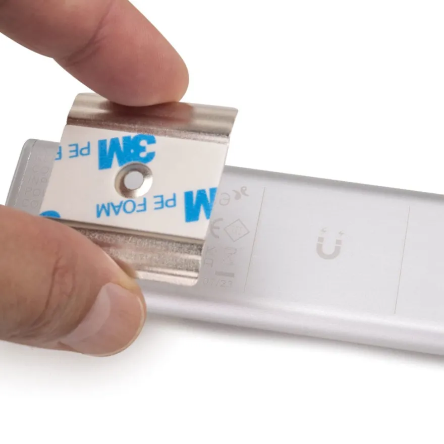 KRAUS - Regleta Led a batería con sensor de proximidads para sobreponer