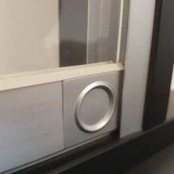 KUPRA - Sistema modular de vitrinas correderas de cristal
