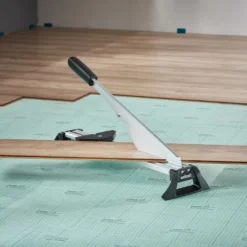 LC 600 - Guillotina para cortar suelo laminado