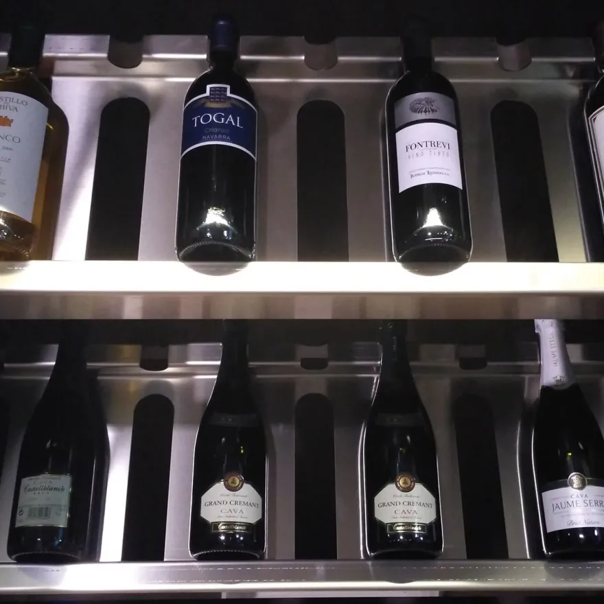 ÉLITE - Botellero para el interior de armario
