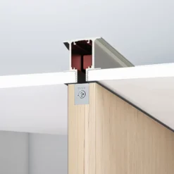 LITE T 100 - Perfil oculto minimalista para instalación empotrada a falso techo para hojas hasta 100 Kg.