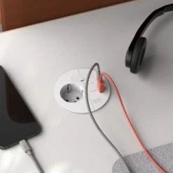 LOOP IN CHARGE - Pasacables con toma de corriente y cargador USB A/C