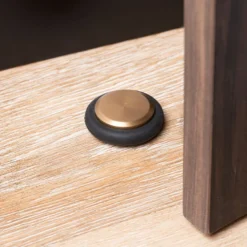 LOW - Tope para puertas de fijación al suelo extra plano