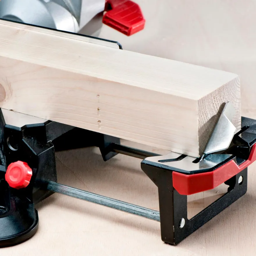METABO KGS 216 M - Ingletadora telescópica con función de tracción (1200W)