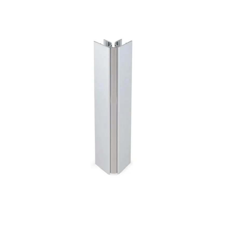 Ángulo flexible para zócalo de aluminio h=145/165 mm.