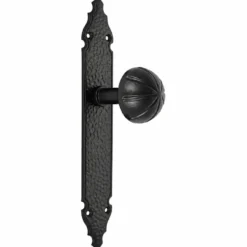 19 - Pomo giratorio con placa de estilo rústico