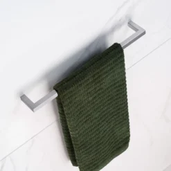 QUADRO - Toallero de pared 16 mm.
