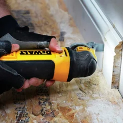 Recortadora Multiherramienta oscilante DEWALT DWE315KT (300W) + Maletín TSTAK + 37 Accesorios