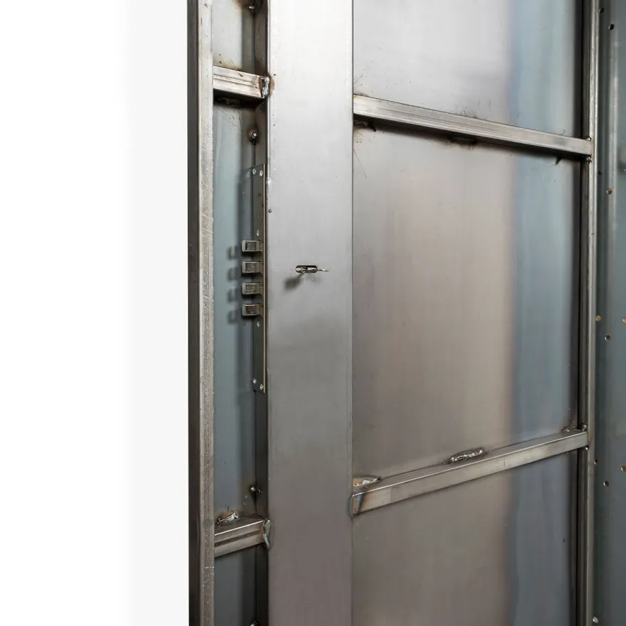 SQUAT - Puerta acorazada antiokupa para viviendas o locales vacíos