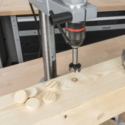 Tacos de madera para tapar agujeros 