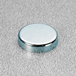 Tapa embellecedora bisagras Salice para puertas de cristal
