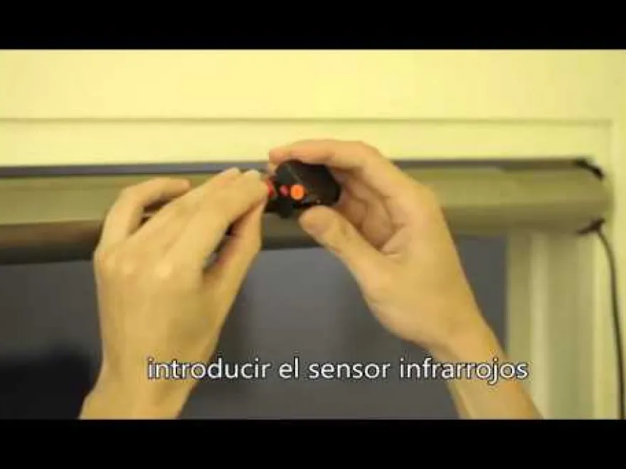 TOPP V1 - Sistema automatizado para puertas correderas interiores