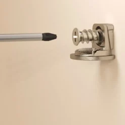 Tornillo Euro