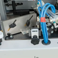 VIRUTEX EB140 PLC - Aplacadora de cantos automática Pre-Milling con depósito de cola